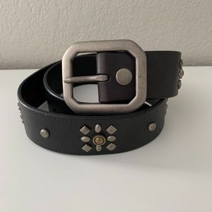 Lucky Brand black leather belt studs solid brass